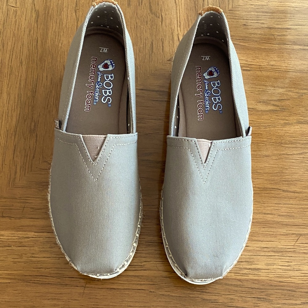 Skechers BOBS Women's slip on shoe
